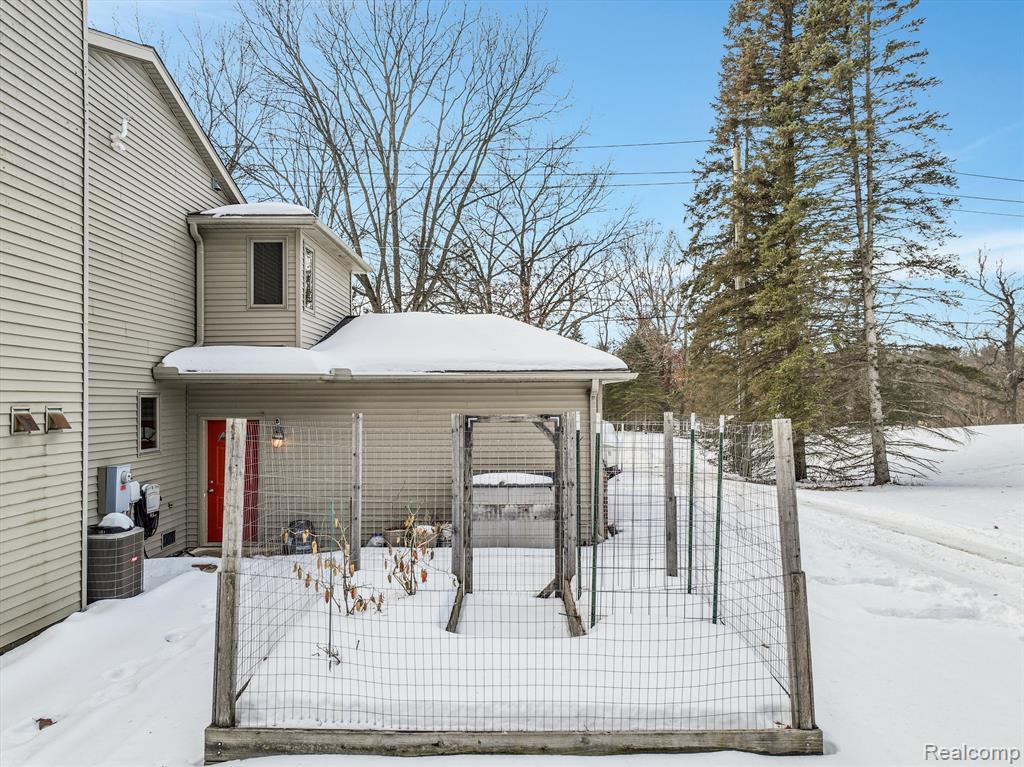 6660 Ridgewood Road Clarkston, MI 48346 - Photo 41 of 53 Gallery Image 41