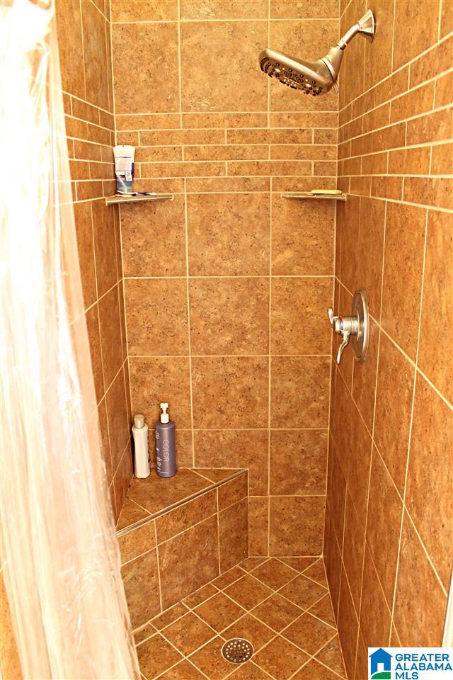 407 Pinetucky Lane Heflin, AL 36264 - Photo 13 of 31