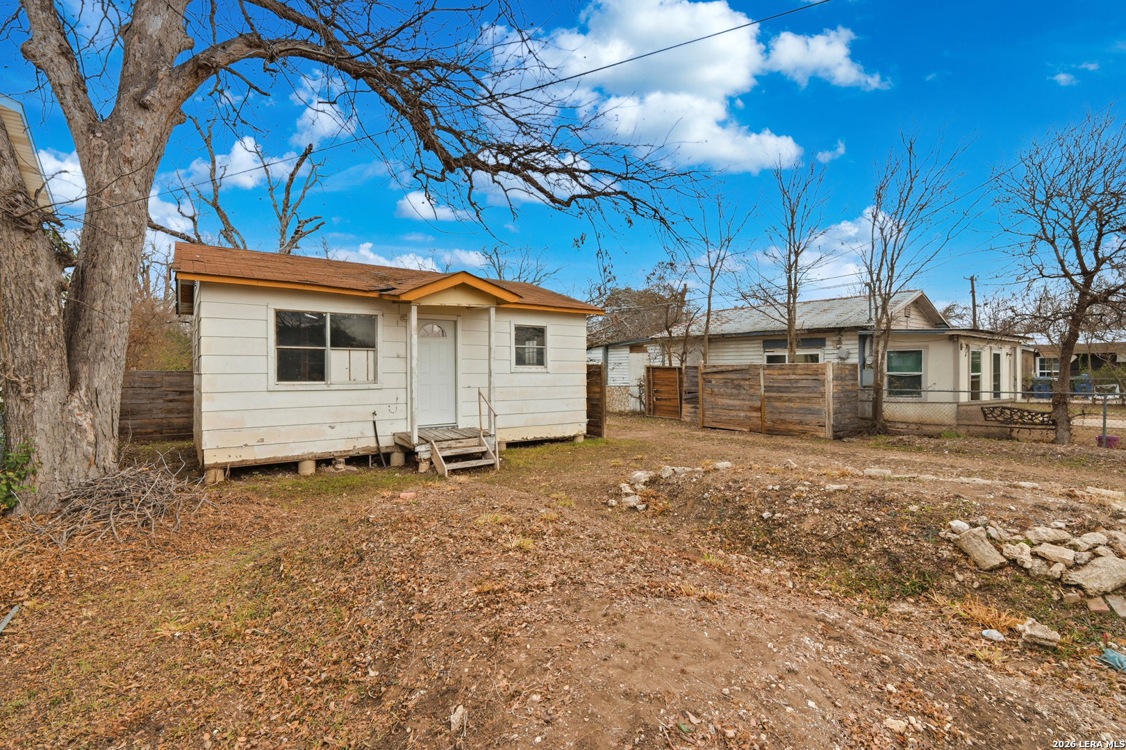 114 Zerm Road San Antonio, TX 78214 - Photo 2 of 15