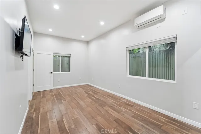 $3,995 | 5702 Donna Avenue, Tarzana, CA 91356