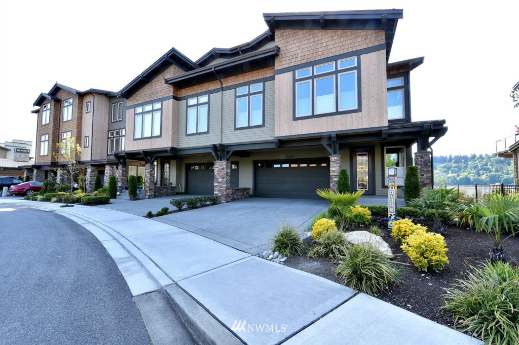 4229 Williams Avenue North Renton, WA 98056 - Photo 1 of 15 Gallery Image 1