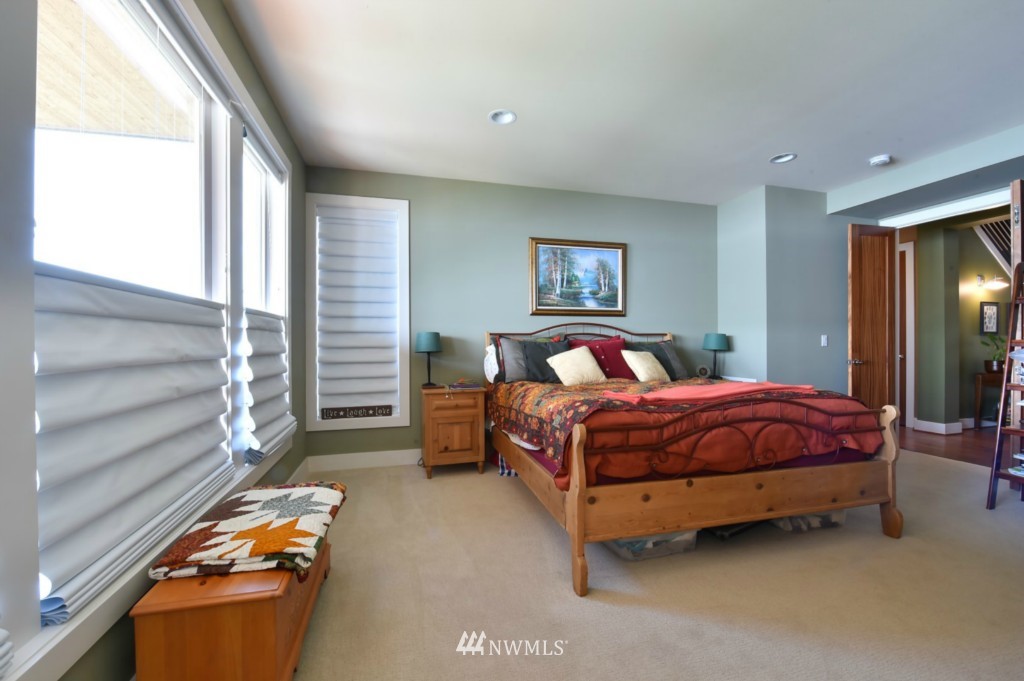 4229 Williams Avenue North Renton, WA 98056 - Photo 8 of 15 Gallery Image 8