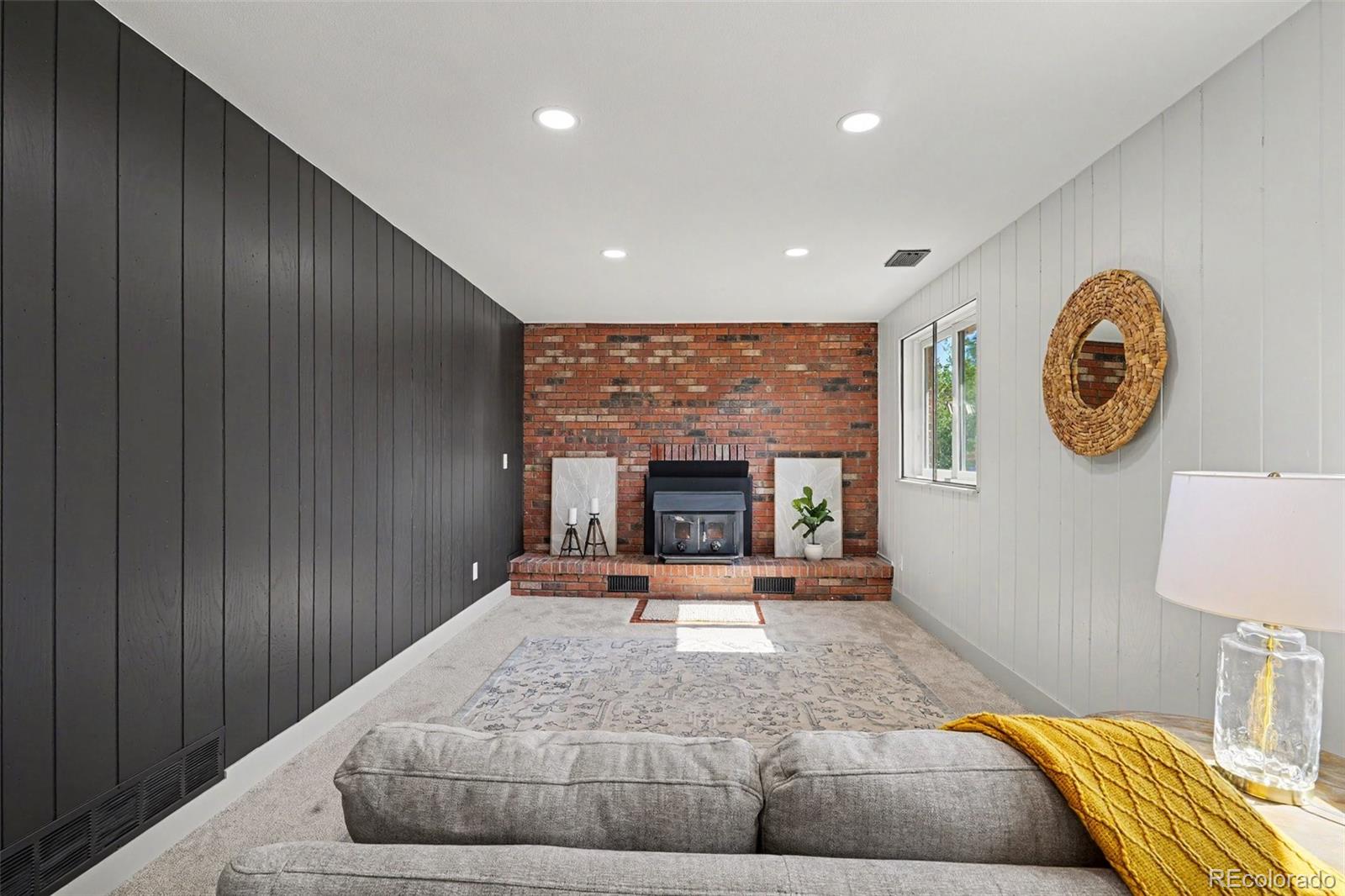 2065 South Rifle Street Aurora, CO 80013 - Photo 14 of 34