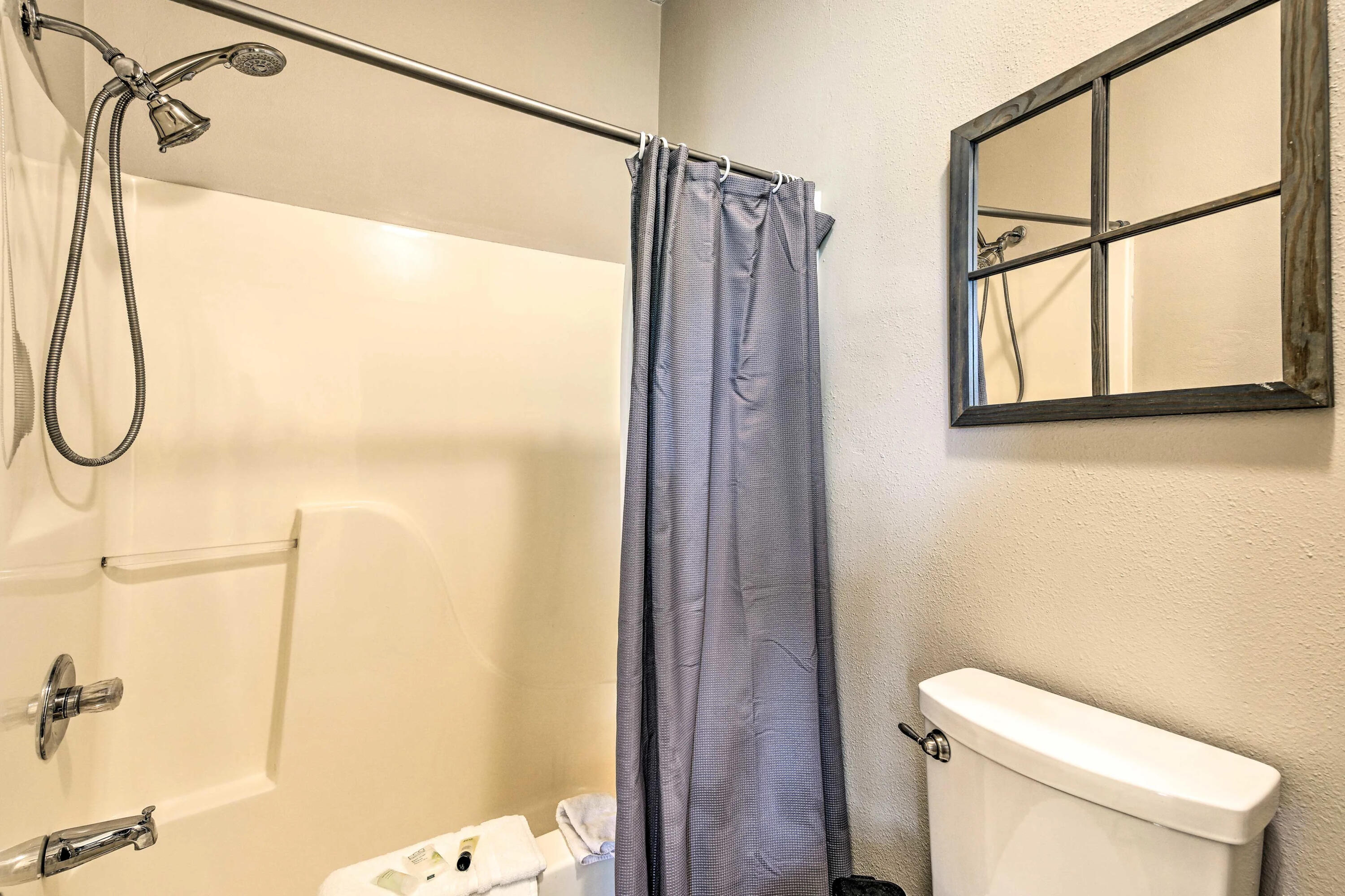 813 Holiday Ridge, Unit H2 Branson, MO 65616 - Photo 27 of 32 a0F4P00000PPYjQUAX