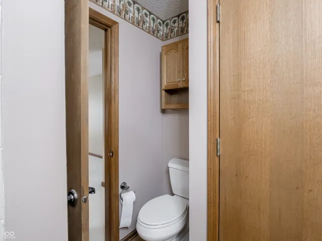 $215,000 | 4624 Stansbury Lane, Indianapolis, IN 46254