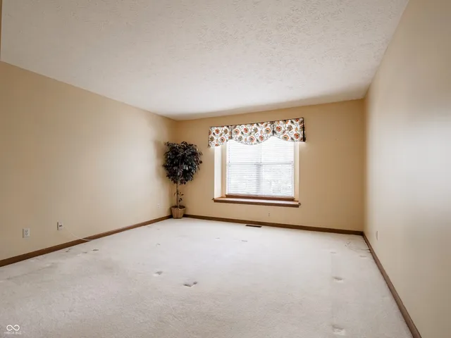 $215,000 | 4624 Stansbury Lane, Indianapolis, IN 46254