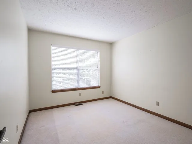 $215,000 | 4624 Stansbury Lane, Indianapolis, IN 46254