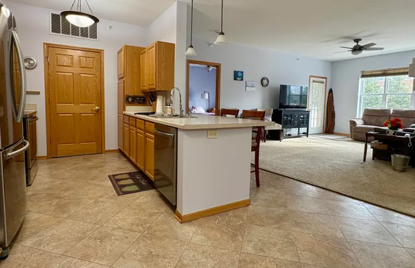 $249,900 | 7710 South 51st Street, Unit 105, Franklin, WI 53132