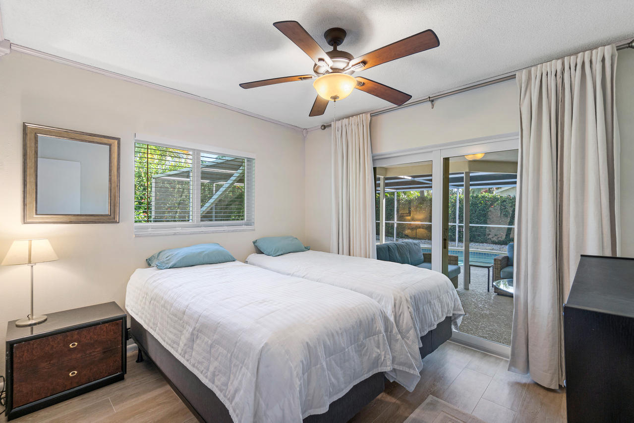 831 Berkley Street Boca Raton, FL 33487 - Photo 21 of 31 BR 2