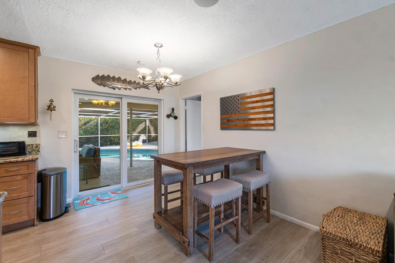 831 Berkley Street Boca Raton, FL 33487 - Photo 8 of 31 KITCHEN AREA