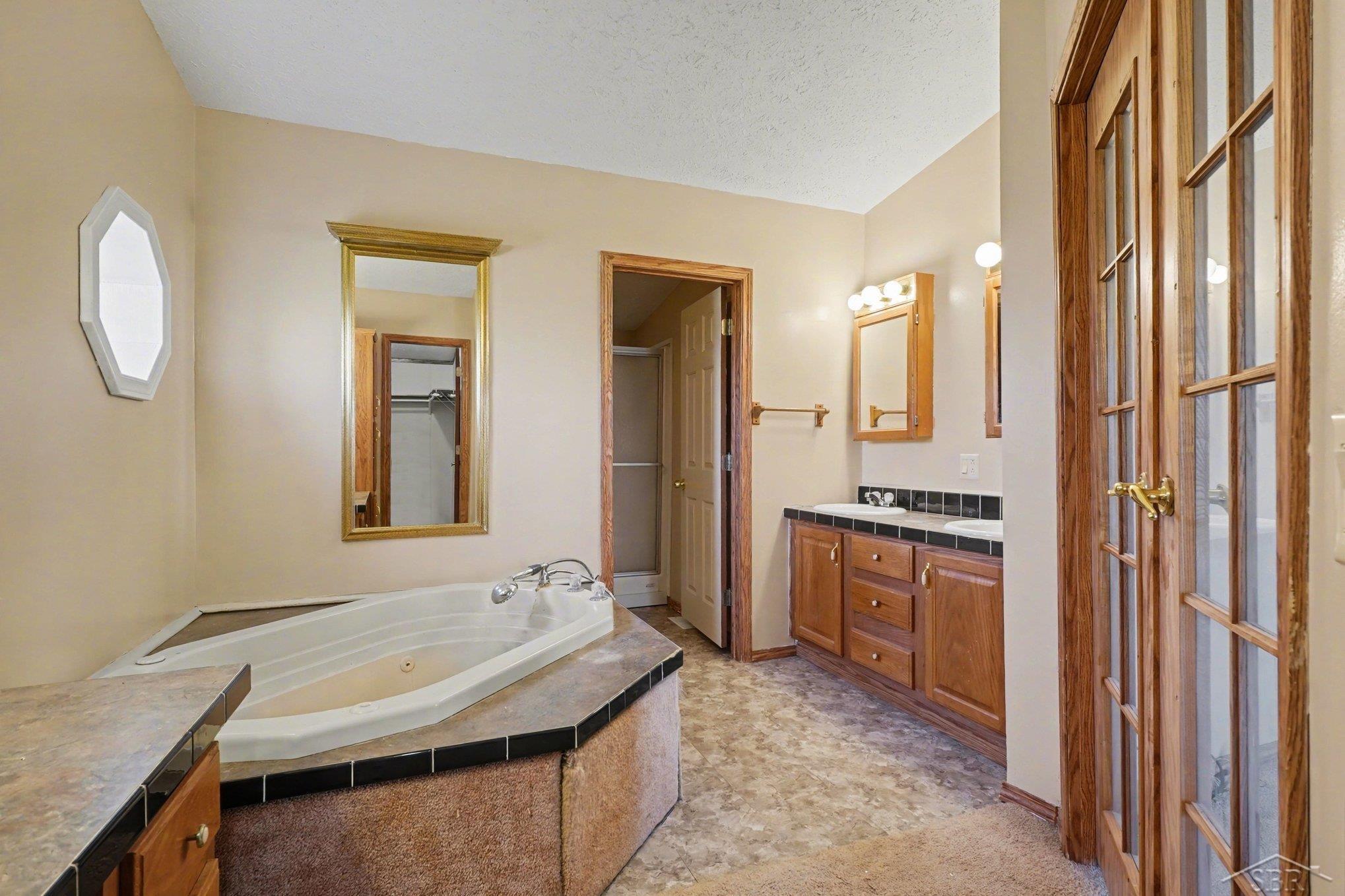 13195 Elms Road Birch Run, MI 48415 - Photo 17 of 28 Gallery Image 17