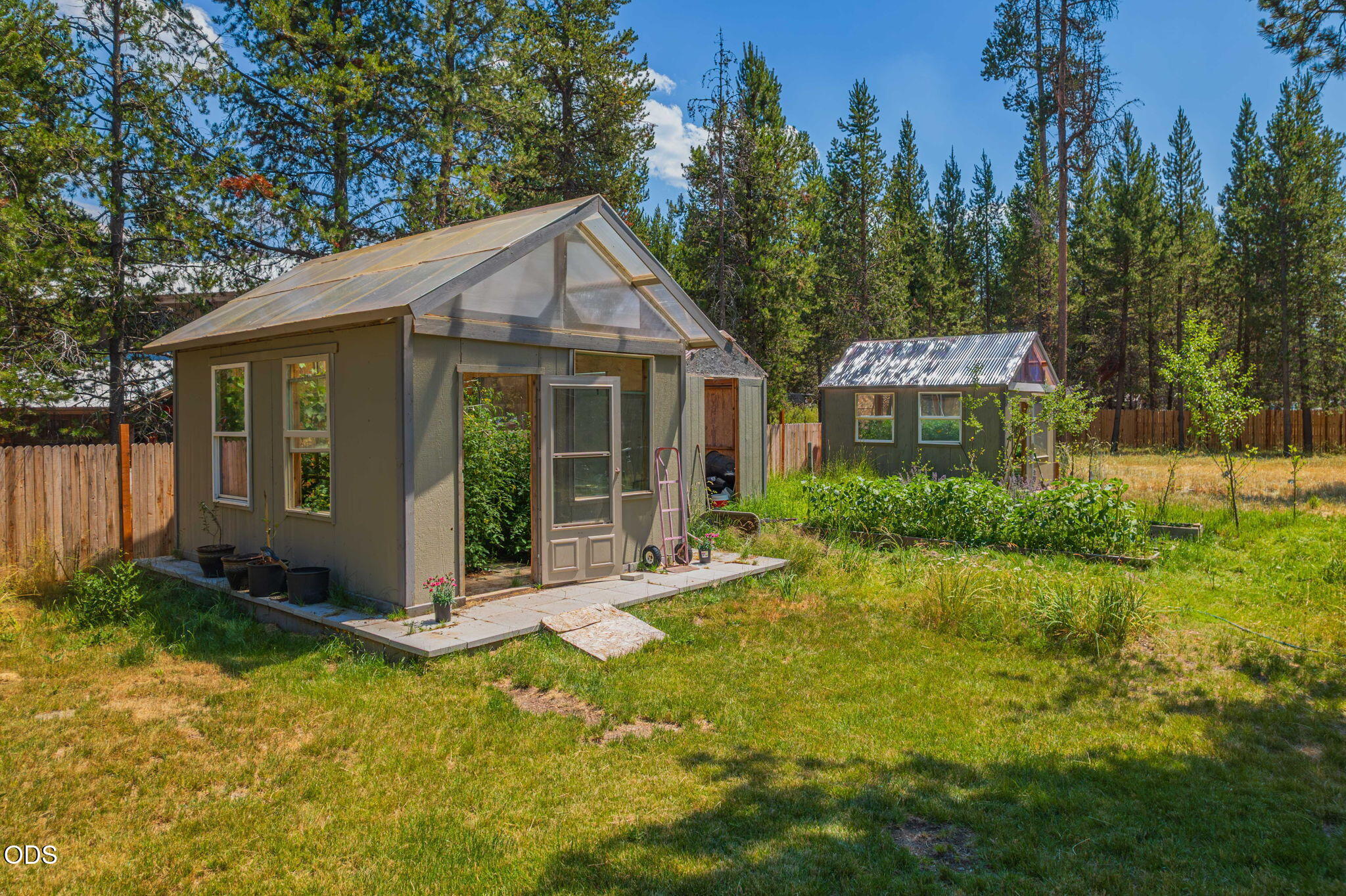 17465 Snow Goose Road Bend, OR 97707 - Photo 25 of 35