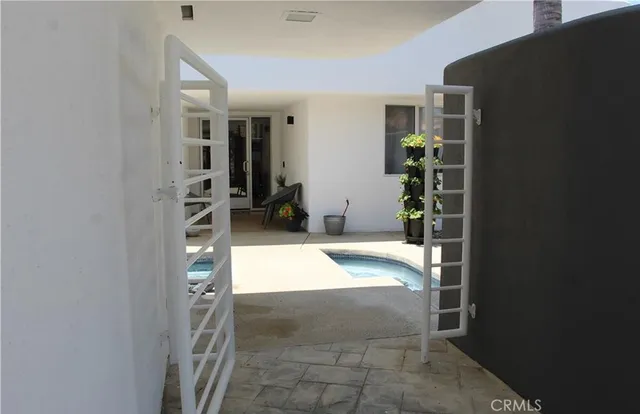 a view of entryway with livingroom and furniture