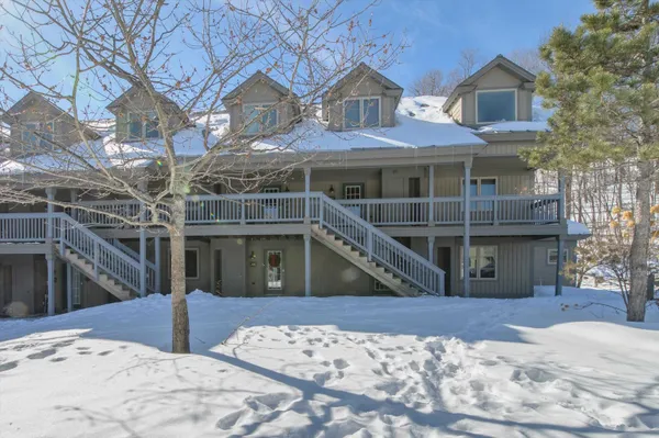 $695,000 | 82 Day Break Drive, Unit J102, Ludlow, VT 05149