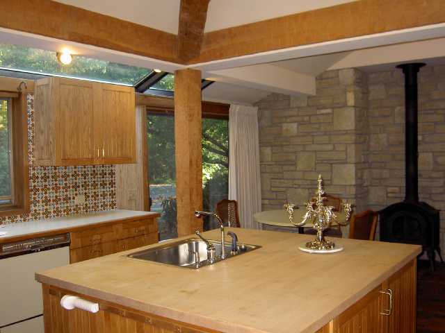 2760 Edington Road Columbus, OH 43221 - Photo 7 of 10