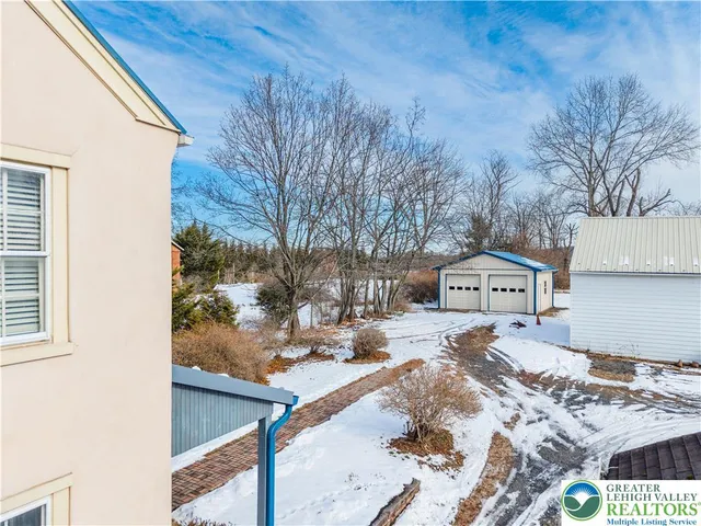 $375,000 | 1890 Highway 212, Quakertown, PA 18951