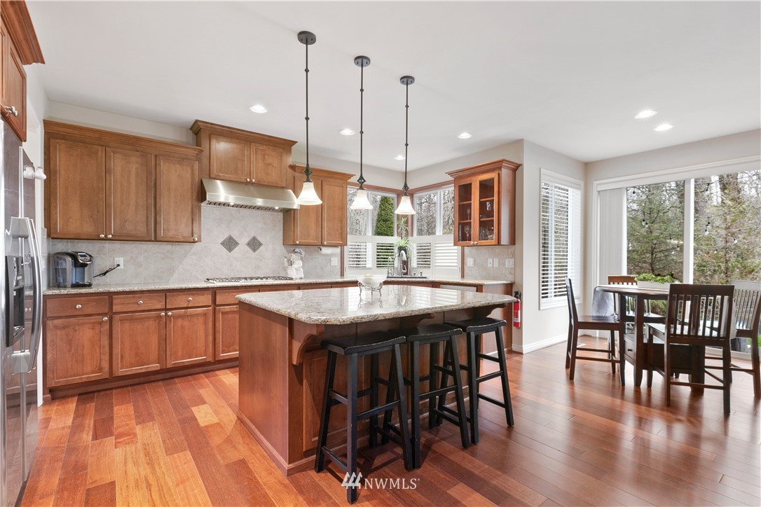 800 South 36th Place Renton, WA 98055 - Photo 12 of 36 Gallery Image 12