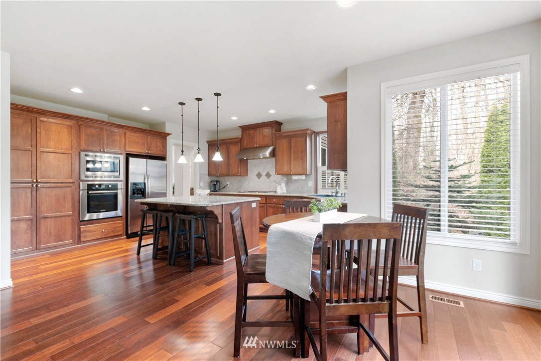 800 South 36th Place Renton, WA 98055 - Photo 14 of 36 Gallery Image 14