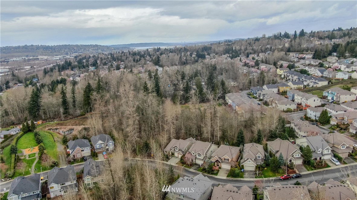 800 South 36th Place Renton, WA 98055 - Photo 35 of 36 Gallery Image 35