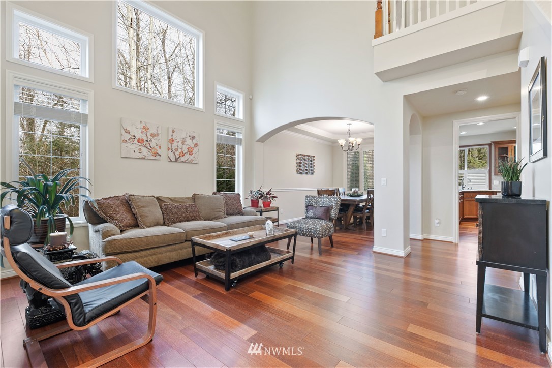 800 South 36th Place Renton, WA 98055 - Photo 5 of 36 Gallery Image 5