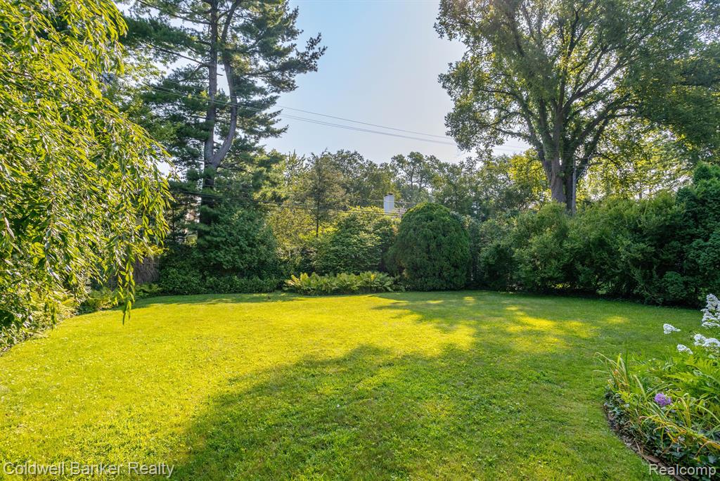 868 Whittier Road Grosse Pointe Park, MI 48230 - Photo 3 of 48