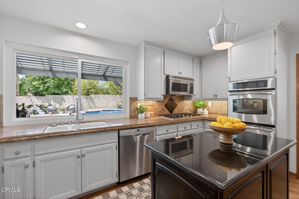 1121 North Modesto Avenue Camarillo, CA 93010 - Photo 12 of 43