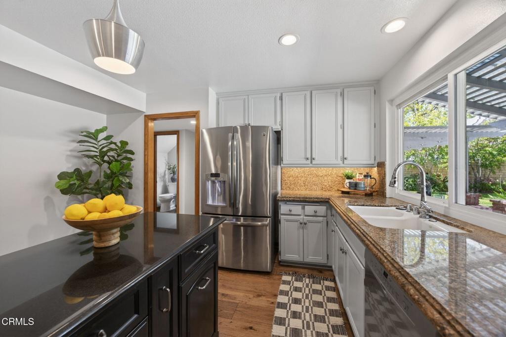 1121 North Modesto Avenue Camarillo, CA 93010 - Photo 14 of 43