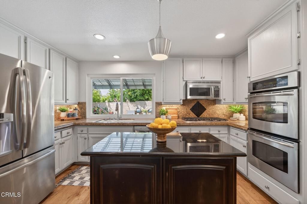 1121 North Modesto Avenue Camarillo, CA 93010 - Photo 4 of 43