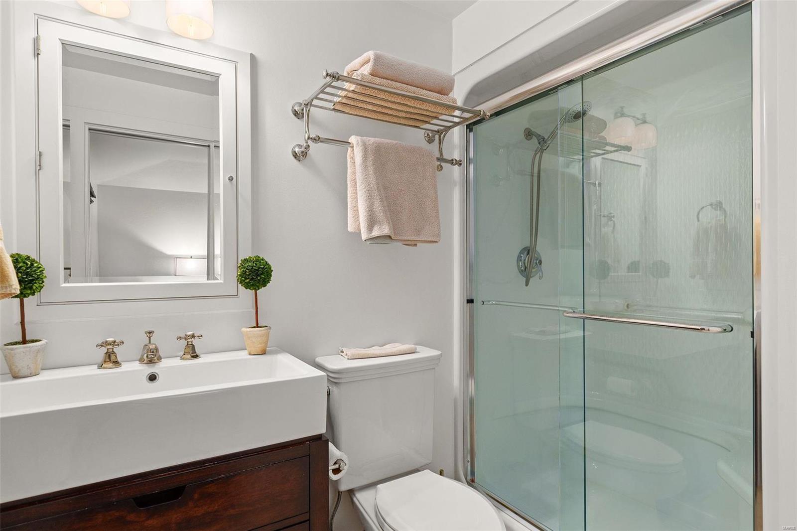 3 Rutherford Lane St. Louis, MO 63131 - Photo 31 of 49 Gallery Image 31