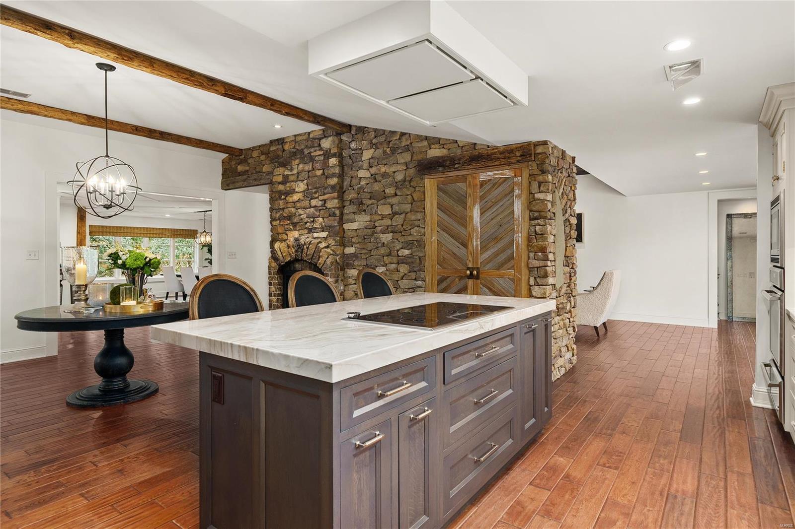 3 Rutherford Lane St. Louis, MO 63131 - Photo 7 of 49 Gallery Image 7