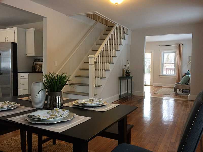 2 Mohawk Street Coventry, RI 02816 - Photo 5 of 23 Dining Room.