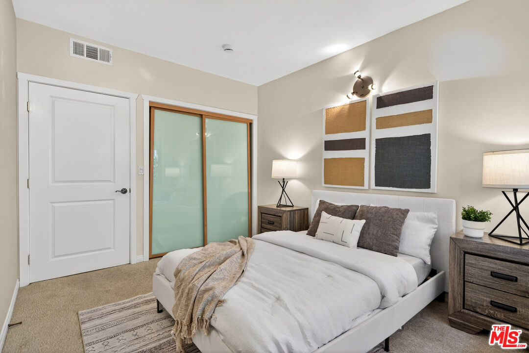 2411 4th Street, Unit 2 Santa Monica, CA 90405 - Photo 34 of 47