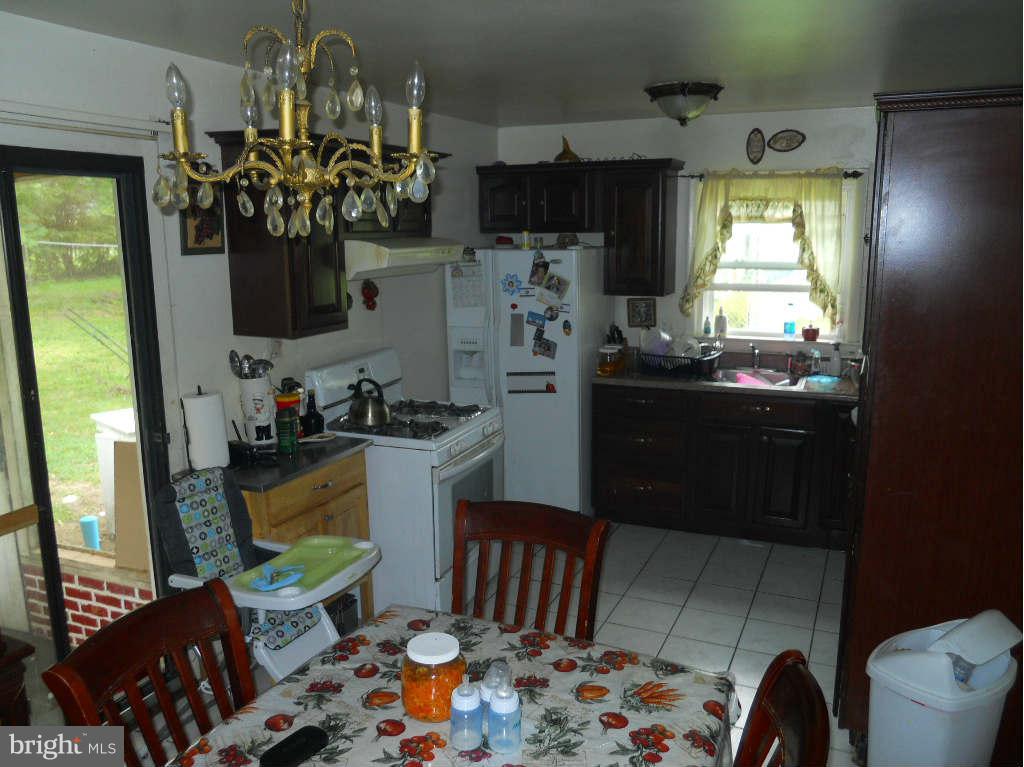 8010 Frye Road Alexandria, VA 22309 - Photo 11 of 14 Dining Room