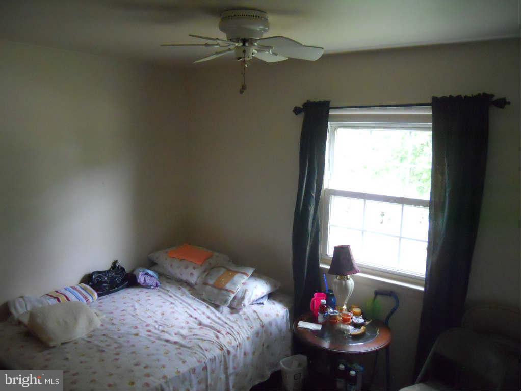 8010 Frye Road Alexandria, VA 22309 - Photo 10 of 14 Bedroom