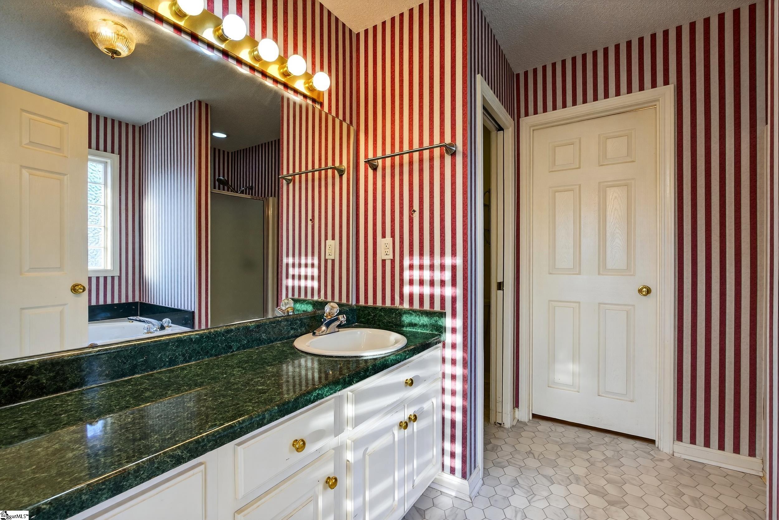 834 Indian Trail Run Inman, SC 29349 - Photo 12 of 35