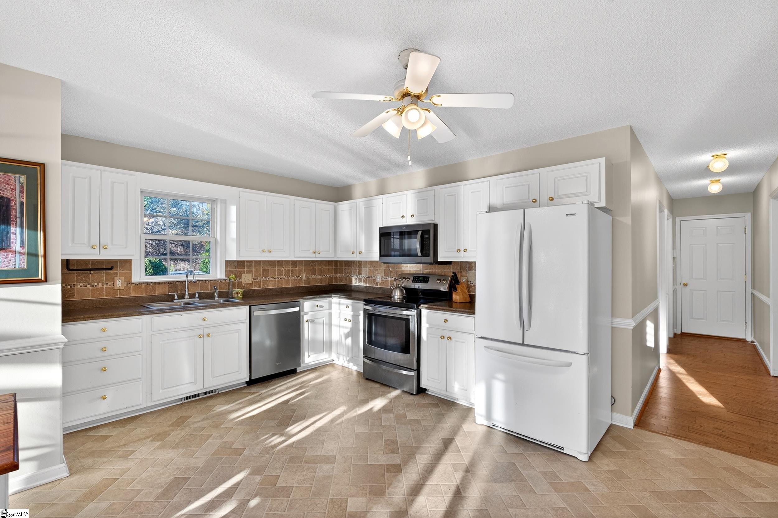 834 Indian Trail Run Inman, SC 29349 - Photo 4 of 35