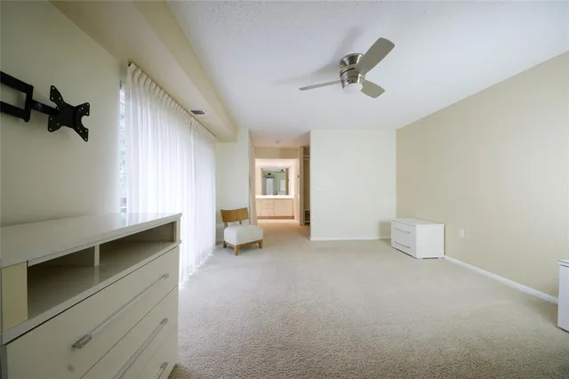 $3,000 | 1700 Embassy Drive, Unit 504, West Palm Beach, FL 33401