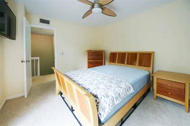 $3,000 | 1700 Embassy Drive, Unit 504, West Palm Beach, FL 33401