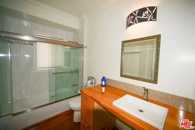 $1,098,000 | 3148 West 11th Street, Los Angeles, CA 90006