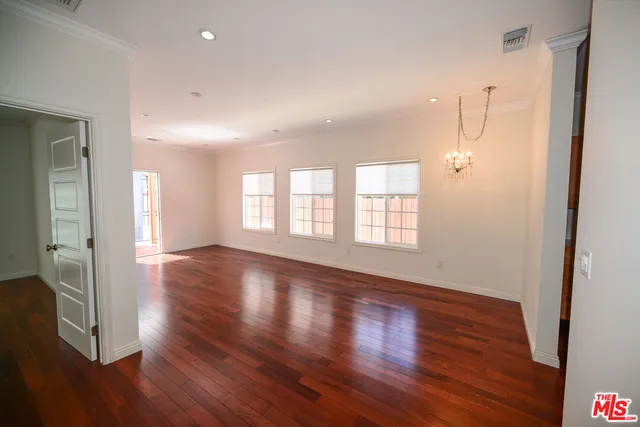 $1,098,000 | 3148 West 11th Street, Los Angeles, CA 90006