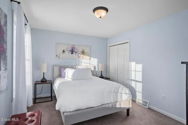 $4,500 | 8 Backstretch Court, Saratoga Springs, NY 12866