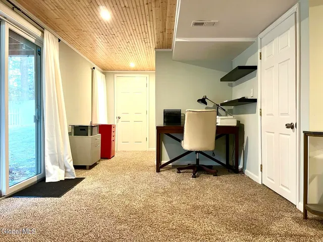 $4,500 | 8 Backstretch Court, Saratoga Springs, NY 12866