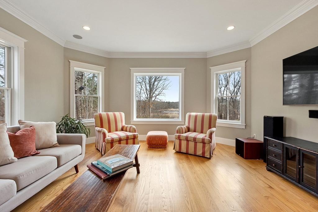 109 Oak Road Concord, MA 01742 - Photo 11 of 40