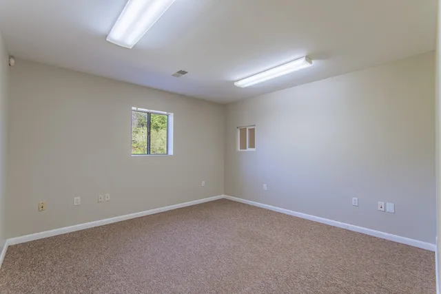 $2,099,900 | 198 Robinson Hollow Road, Waynesboro, TN 38485