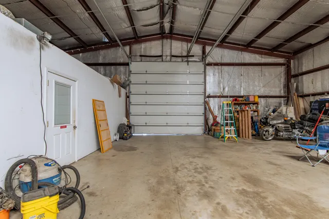 $2,099,900 | 198 Robinson Hollow Road, Waynesboro, TN 38485