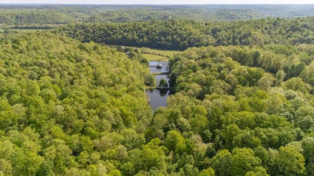 $2,099,900 | 198 Robinson Hollow Road, Waynesboro, TN 38485