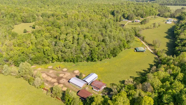 $2,099,900 | 198 Robinson Hollow Road, Waynesboro, TN 38485