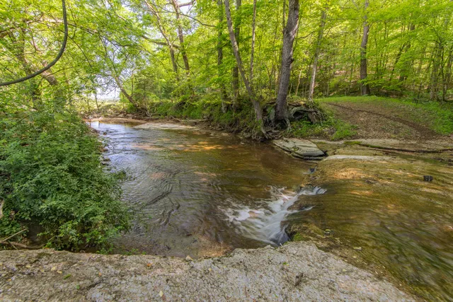 $2,099,900 | 198 Robinson Hollow Road, Waynesboro, TN 38485