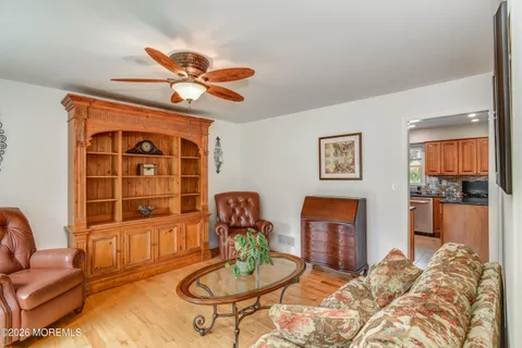 $899,000 | 9 Strathmore Court, Freehold, NJ 07728