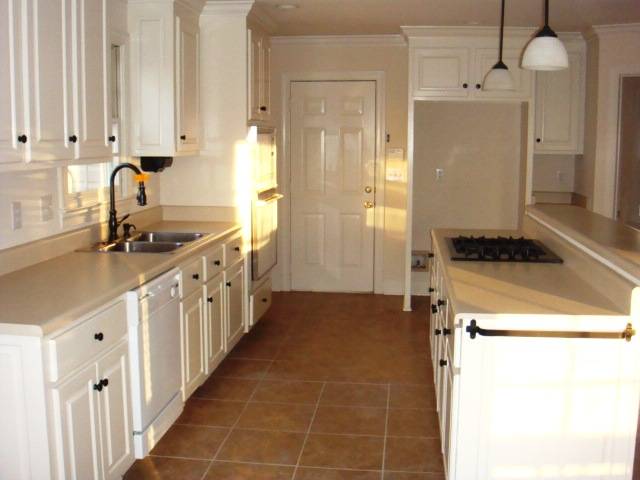 2 Meadow Springs Lane Greer, SC 29650 - Photo 7 of 16